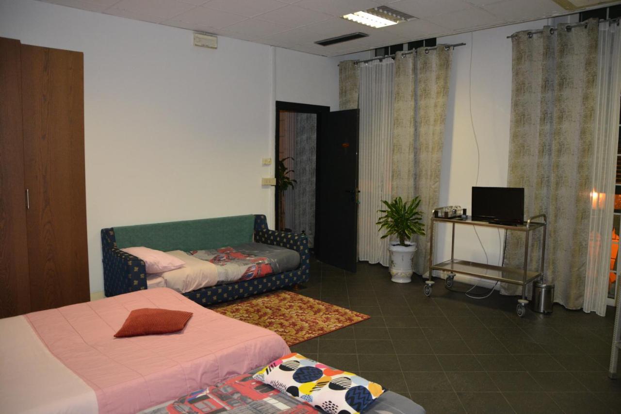 Bed and Breakfast Green House Генуя Екстер'єр фото